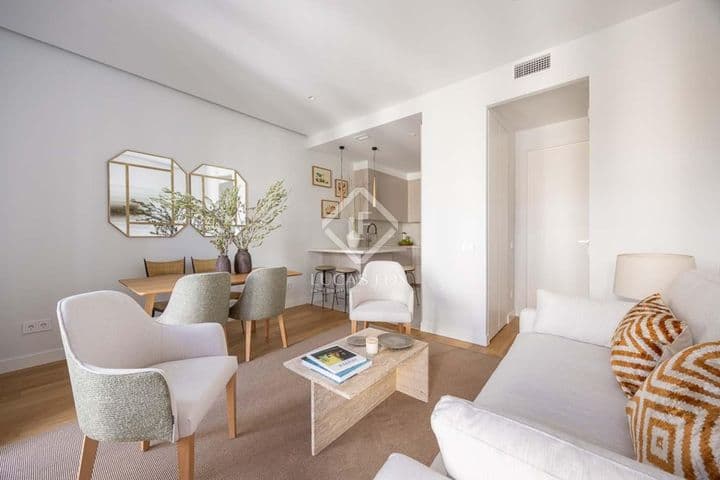 2 bedrooms apartment for sale in Madrid, Spain - Image 2