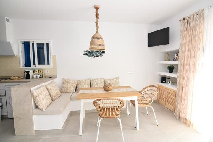 2 bedrooms apartment for rent in Soller, Spain - Image 3