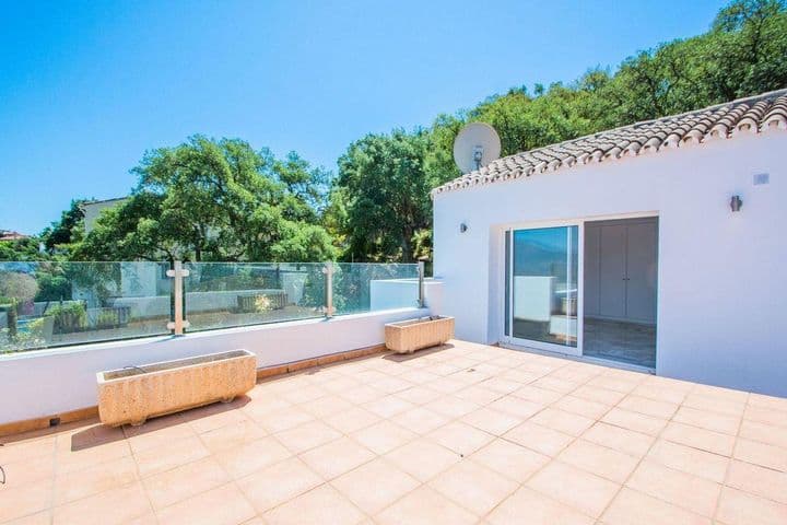 4 bedrooms house for rent in Marbella, Spain - Image 6