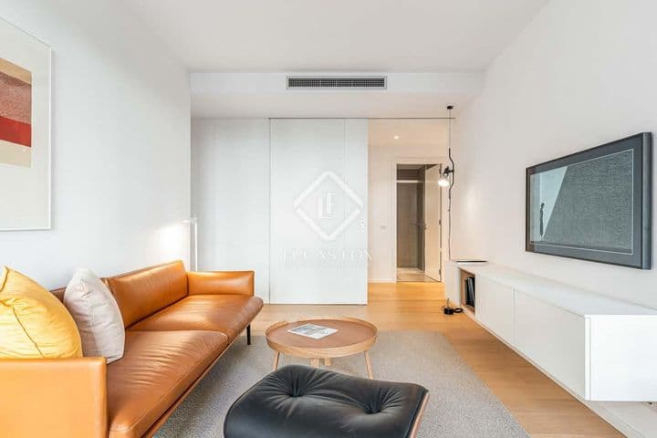 3 bedrooms apartment for rent in Barcelona, Spain - Image 8