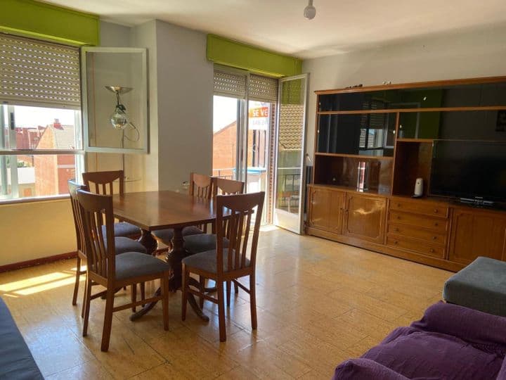 2 bedrooms apartment for sale in Valencia de Don Juan, Spain - Image 2