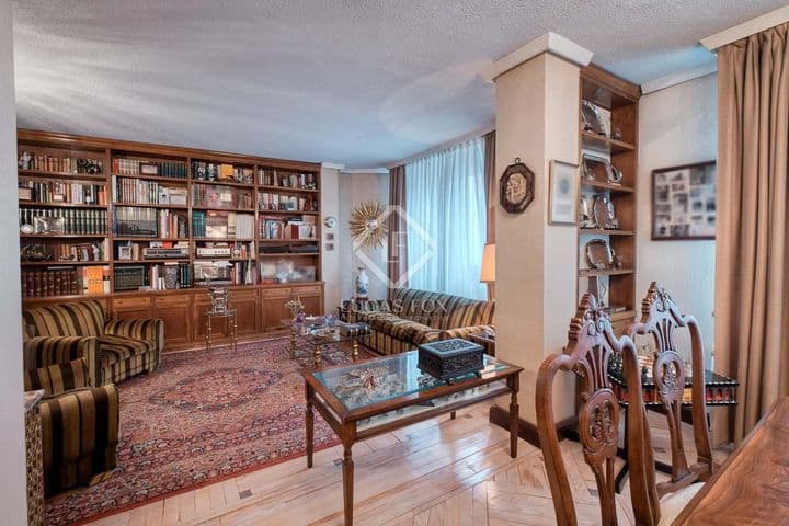 5 bedrooms apartment for sale in Madrid, Spain - Image 4