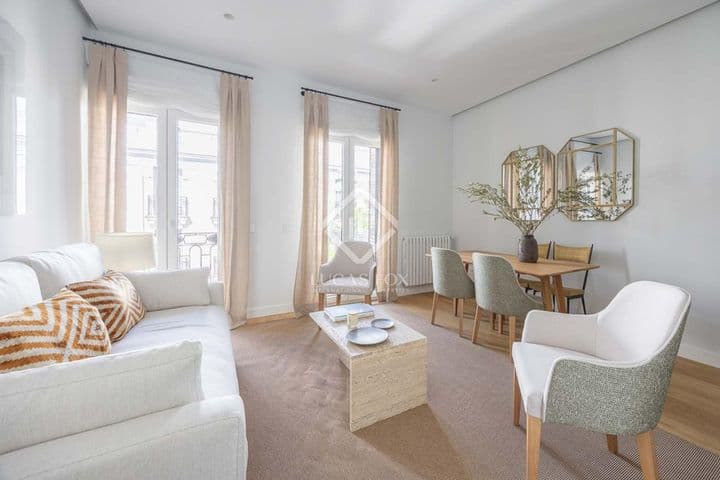 2 bedrooms apartment for sale in Madrid, Spain - Image 8