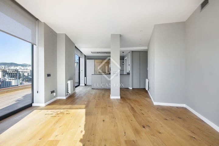 3 bedrooms apartment for rent in Barcelona, Spain - Image 4