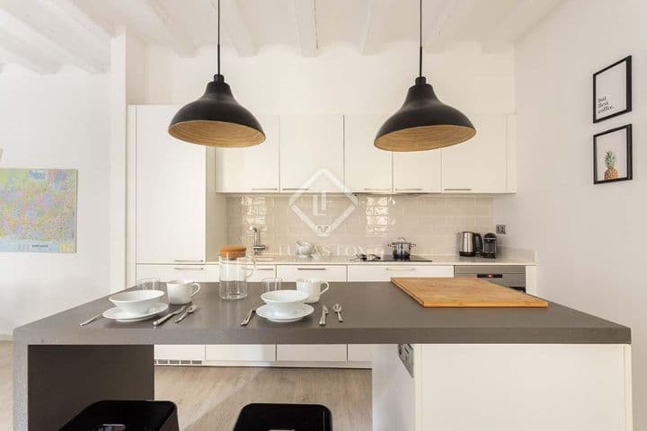 3 bedrooms apartment for rent in Barcelona, Spain - Image 10