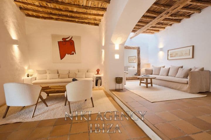 8 bedrooms house for sale in Santa Eulalia del Rio, Spain - Image 3