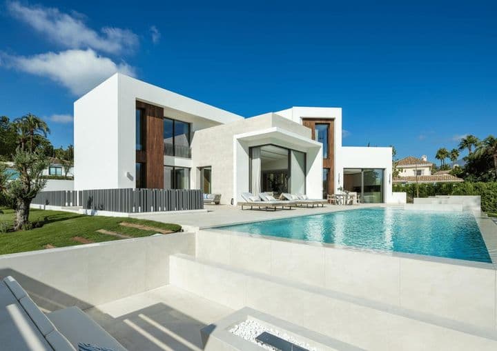 5 bedrooms house for sale in Nueva Andalucia, Spain - Image 9