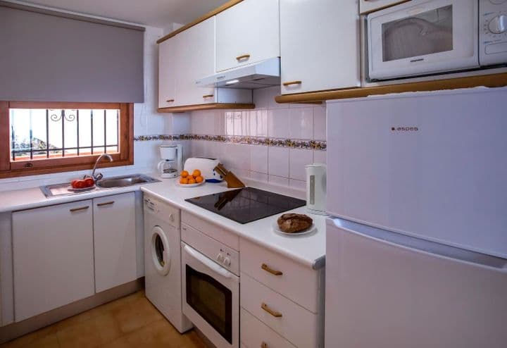 2 bedrooms apartment for rent in Pego, Spain - Image 9