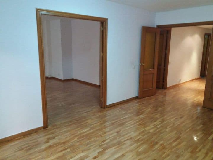 4 bedrooms apartment for sale in Leon, Spain - Image 8