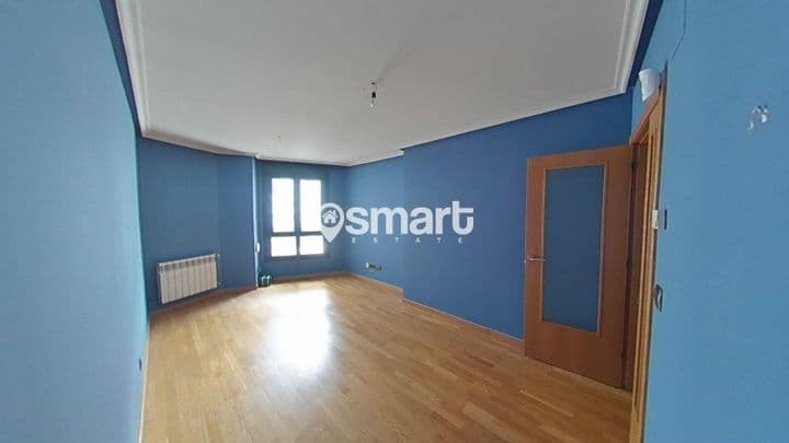 1 bedroom apartment for sale in Oviedo, Spain - Image 2