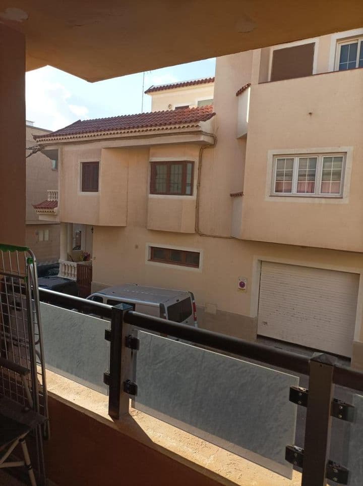 2 bedrooms apartment for sale in Aguimes, Spain - Image 2