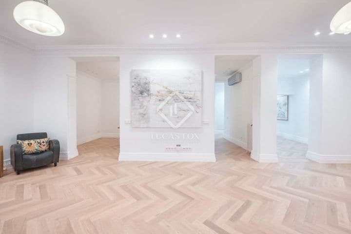 3 bedrooms apartment for sale in Madrid, Spain - Image 4