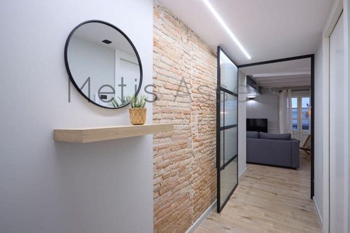 2 bedrooms apartment for rent in Gotic, Spain - Image 11