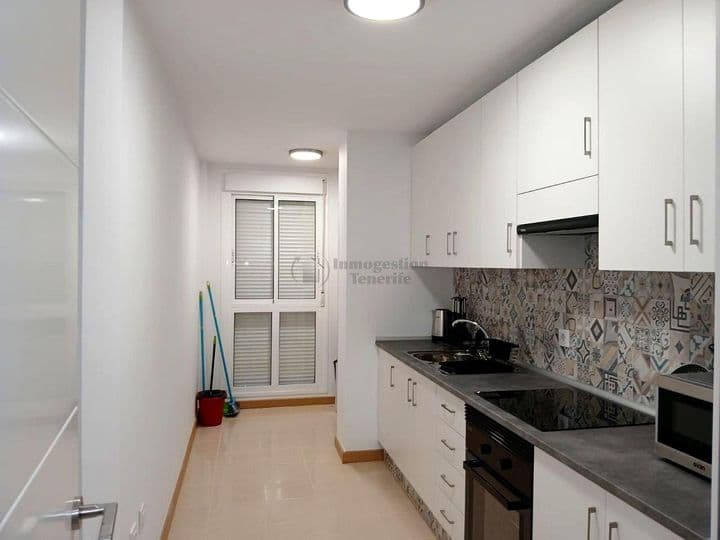 2 bedrooms apartment for rent in Arona, Spain - Image 2