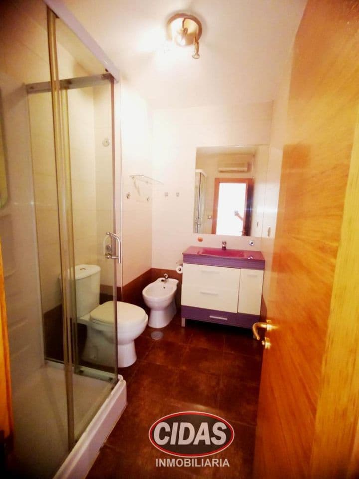 3 bedrooms apartment for sale in Oviedo, Spain - Image 4