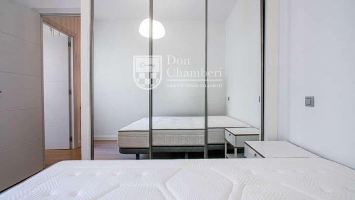 2 bedrooms apartment for rent in Chamberi, Spain - Image 11