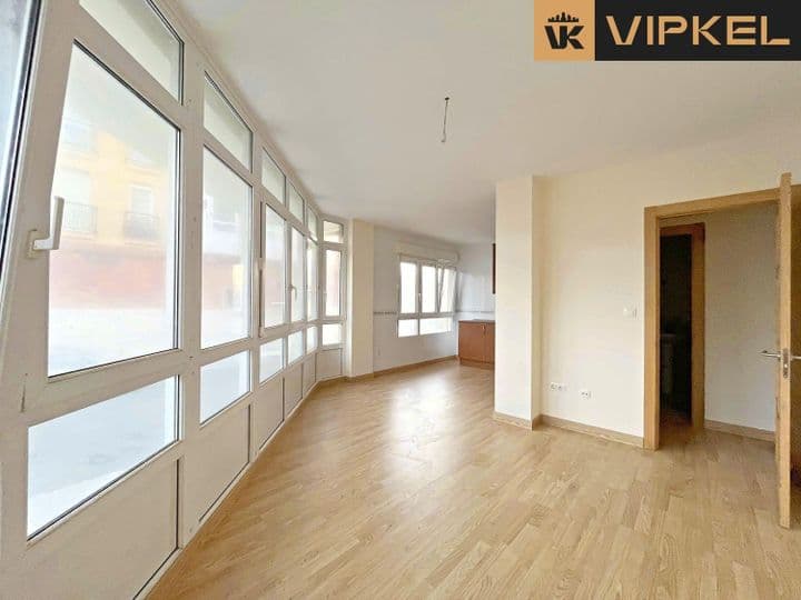 1 bedroom apartment for sale in Corunna, Spain - Image 3