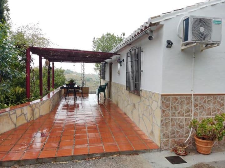 2 bedrooms house for rent in Competa, Spain - Image 2