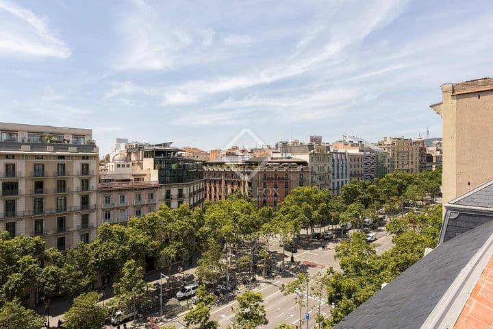 2 bedrooms apartment for rent in Barcelona, Spain - Image 2