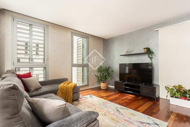 2 bedrooms apartment for rent in Barcelona, Spain - Image 3