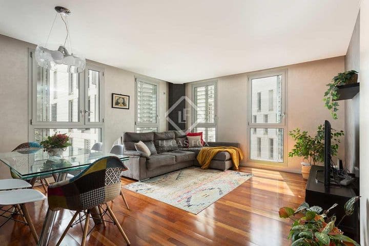 2 bedrooms apartment for rent in Barcelona, Spain - Image 2