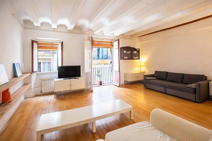 1 bedroom apartment for rent in Gotic, Spain - Image 11