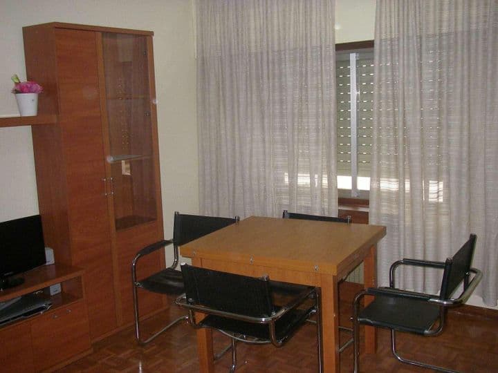 1 bedroom apartment for rent in Salamanca, Spain - Image 3