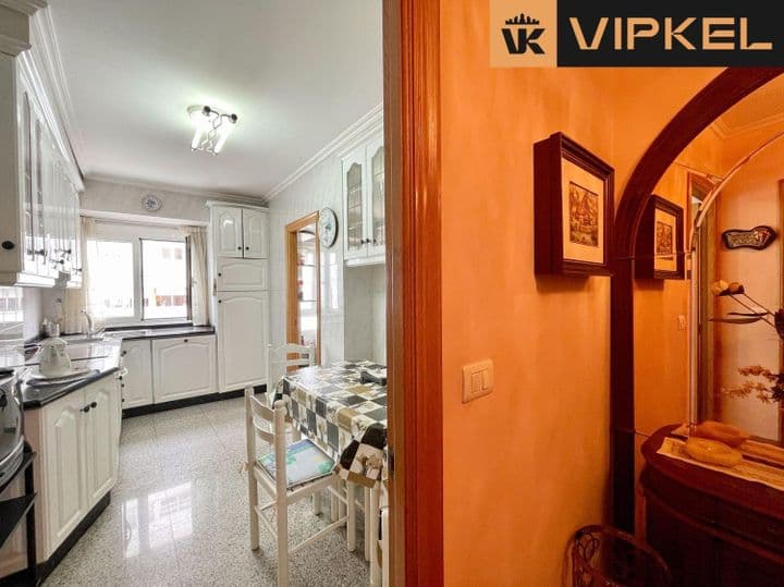 4 bedrooms apartment for sale in Corunna, Spain - Image 7