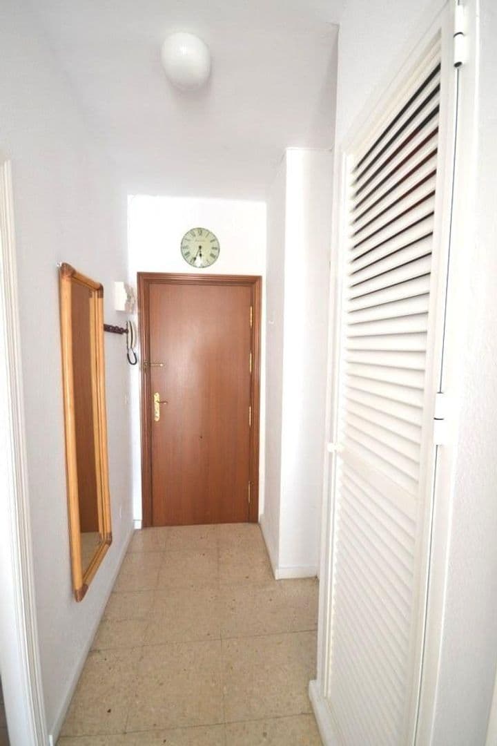 1 bedroom apartment for rent in Zona Puerto Deportivo, Spain - Image 11