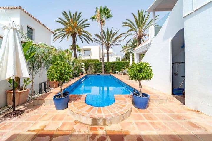 4 bedrooms house for rent in Marbesa, Spain - Image 4