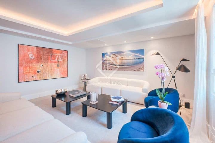 4 bedrooms apartment for sale in Madrid, Spain - Image 8