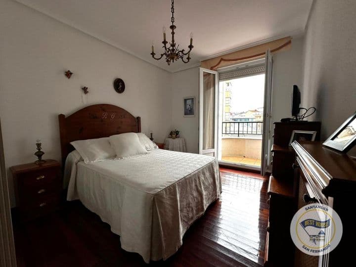 4 bedrooms apartment for rent in Santander, Spain - Image 10