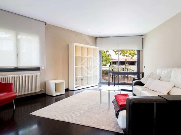 3 bedrooms apartment for rent in Barcelona, Spain - Image 4