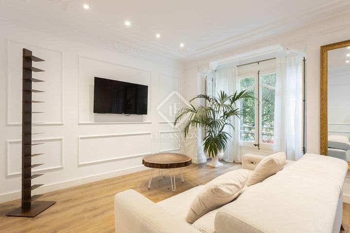 2 bedrooms apartment for rent in Barcelona, Spain - Image 7