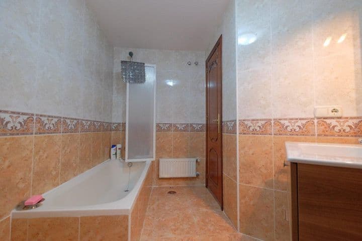 4 bedrooms apartment for rent in Calpe, Spain - Image 11