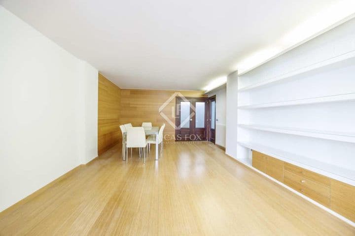 4 bedrooms apartment for rent in Valencia, Spain - Image 5