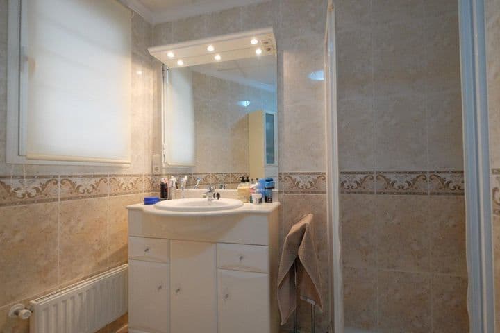 4 bedrooms apartment for rent in Calpe, Spain - Image 8