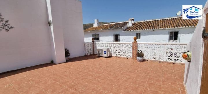 3 bedrooms house for sale in Vinuela, Spain - Image 5