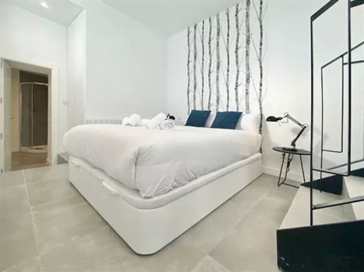 10 bedrooms apartment for sale in Madrid, Spain - Image 12