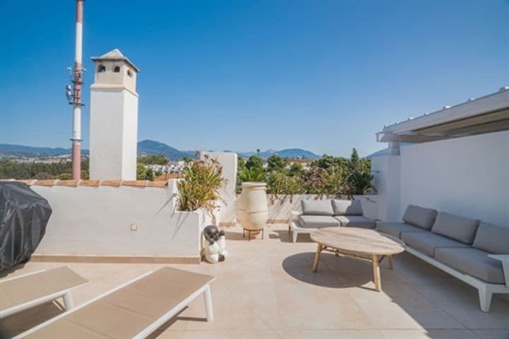 4 bedrooms apartment for sale in Nueva Andalucia, Spain - Image 6