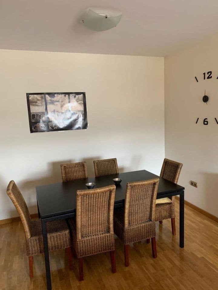 2 bedrooms apartment for rent in Beiro, Spain - Image 3