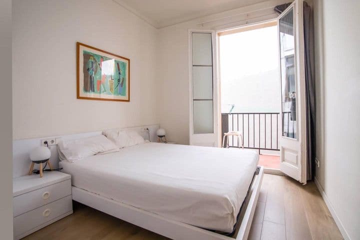 3 bedrooms apartment for rent in Esquerra de lEixample, Spain - Image 7