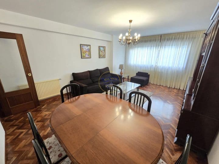 4 bedrooms apartment for rent in Vigo, Spain - Image 3