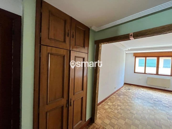 Apartment for sale in Oriente, Spain - Image 7