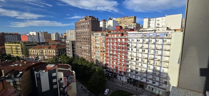 2 bedrooms apartment for rent in Gijon, Spain