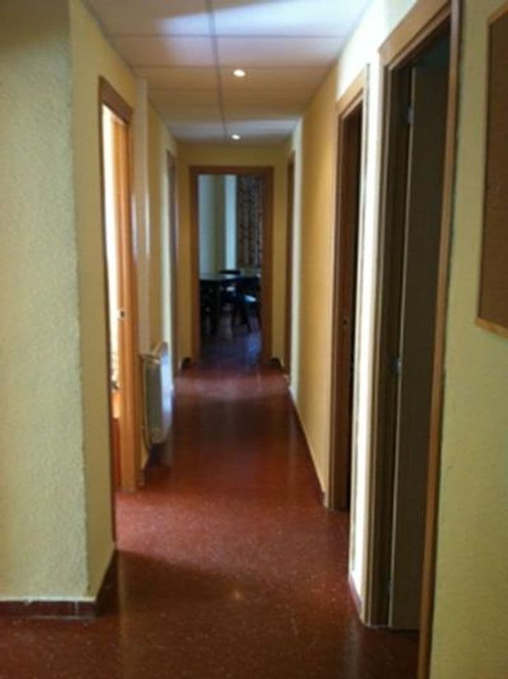 4 bedrooms apartment for rent in Figares, Spain - Image 3