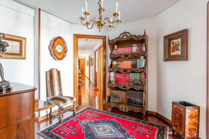 6 bedrooms apartment for sale in Pamplona, Spain - Image 3