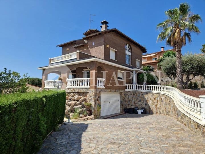 4 bedrooms house for sale in Badalona, Spain - Image 6