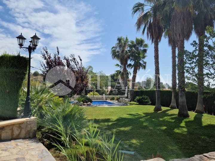 4 bedrooms house for sale in Badalona, Spain