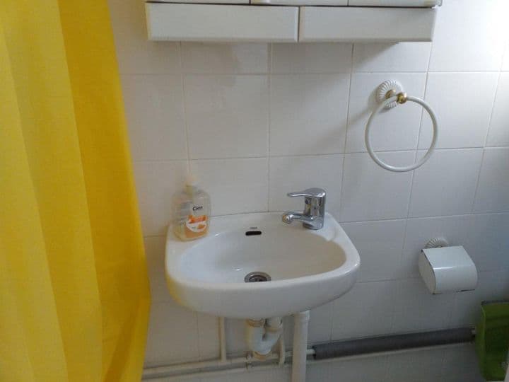 1 bedroom apartment for rent in Santander, Spain - Image 12